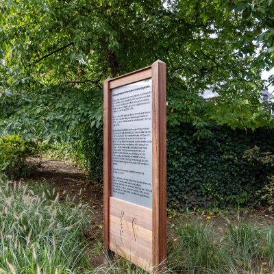 Houten monument voor gemeente Heist-op-den-Berg