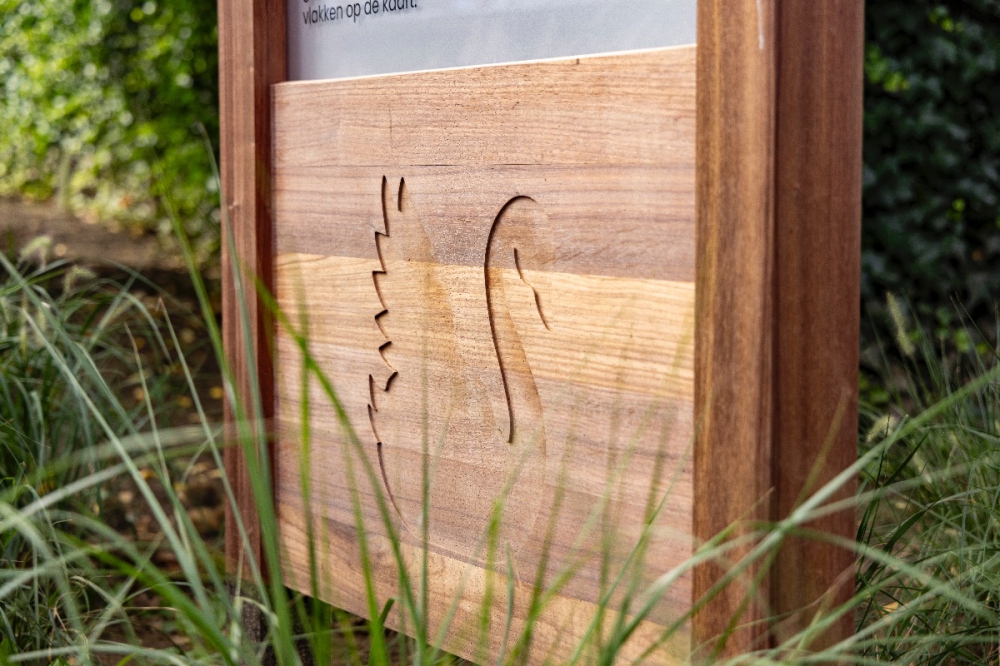 Houten monument voor gemeente Heist-op-den-Berg