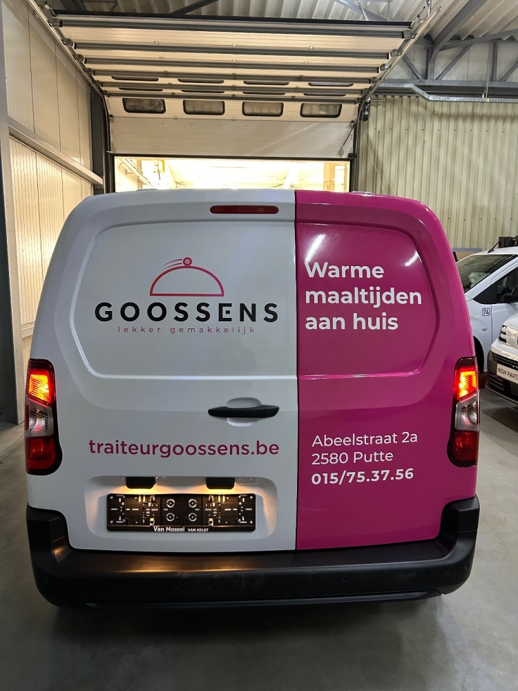 Waarom een goede voorbereiding cruciaal is bij voertuigbelettering